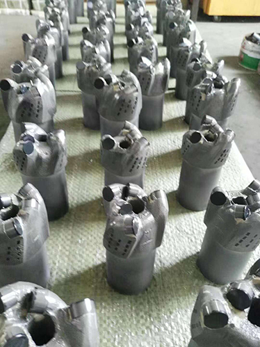 金刚石钻头